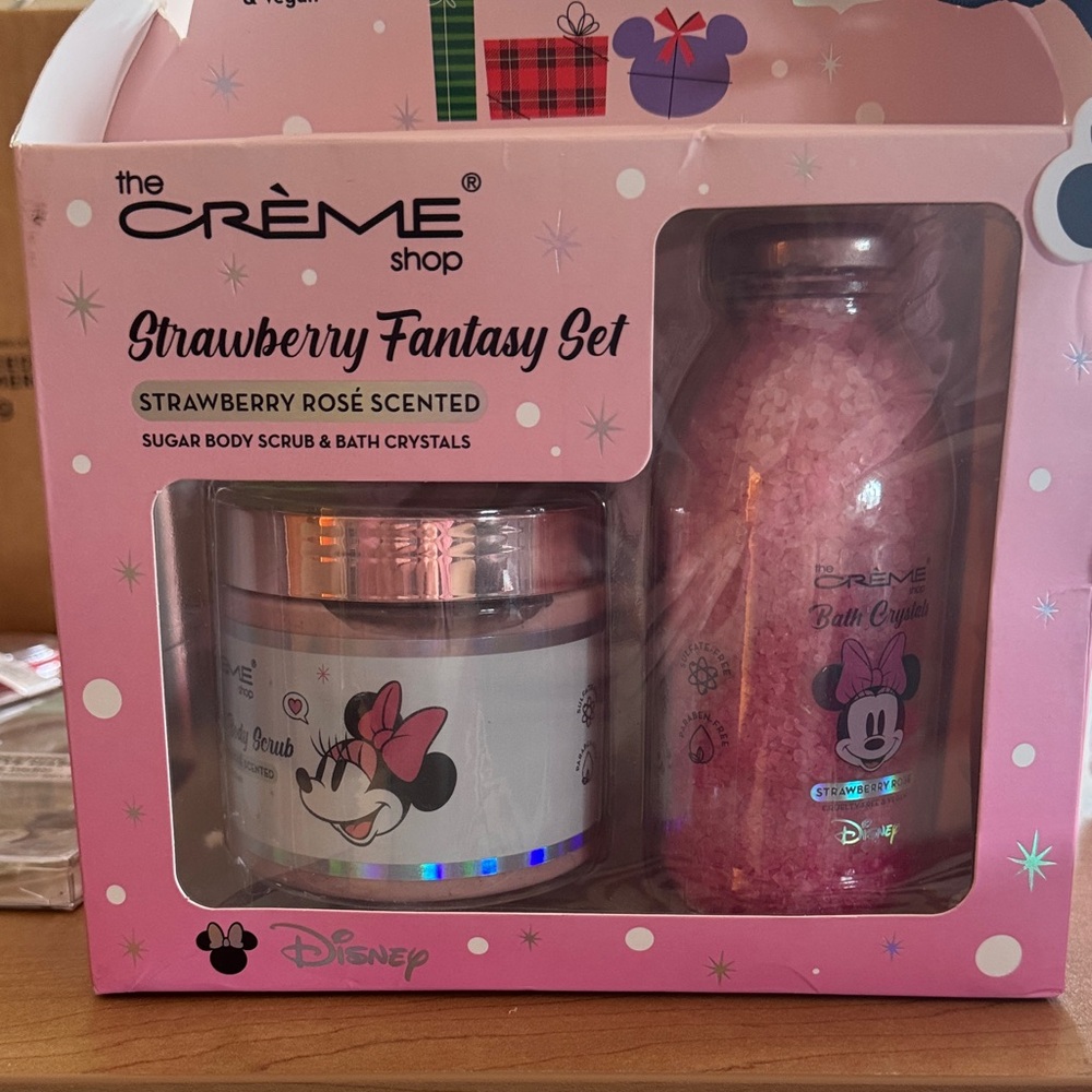 The Crème Shop Strawberry Fantasy Set